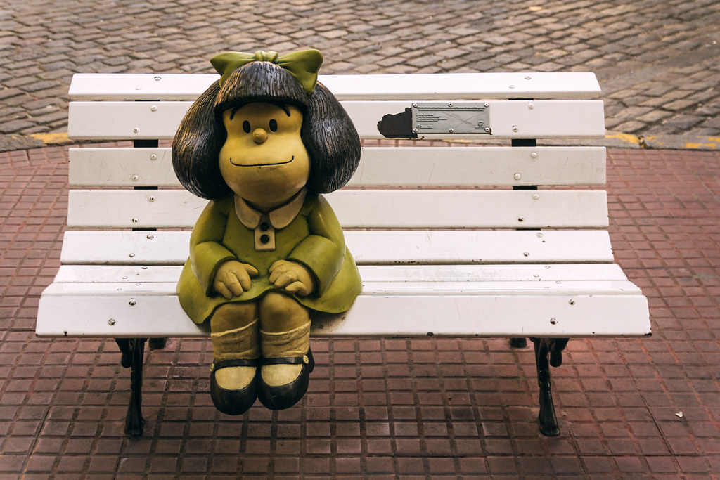 Leia mais sobre o artigo Quino: O Gênio por Trás da Menina Questionadora Mafalda